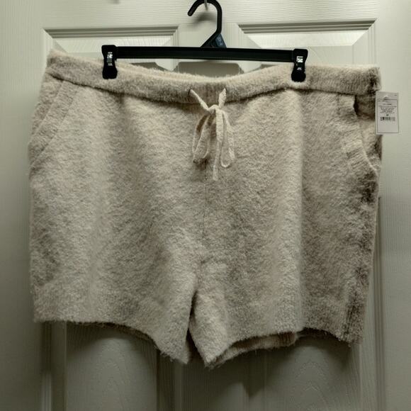 Auden NWT Women's Plus Size 2X Cream Oat Fleece Fuzzy Cozy Sweater Knit Shorts - Picture 1 of 7